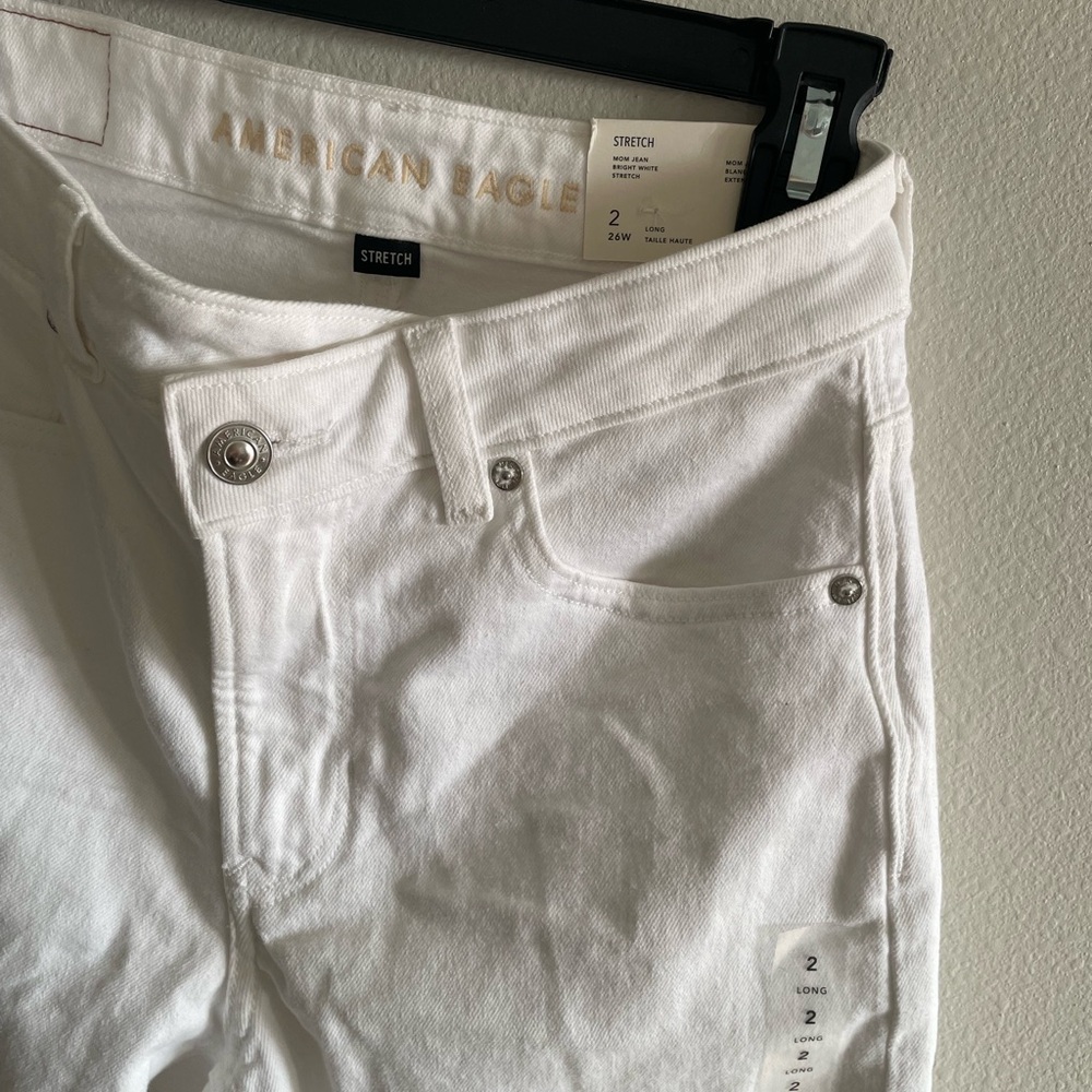 American Eagle Mom White Jeans - Picture 3 of 4